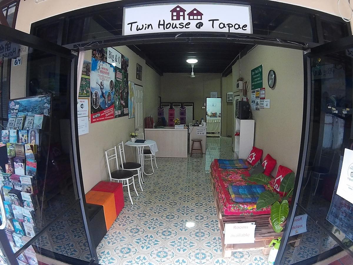 Twin House @ Tapae Hostel Chiang Mai Exterior photo